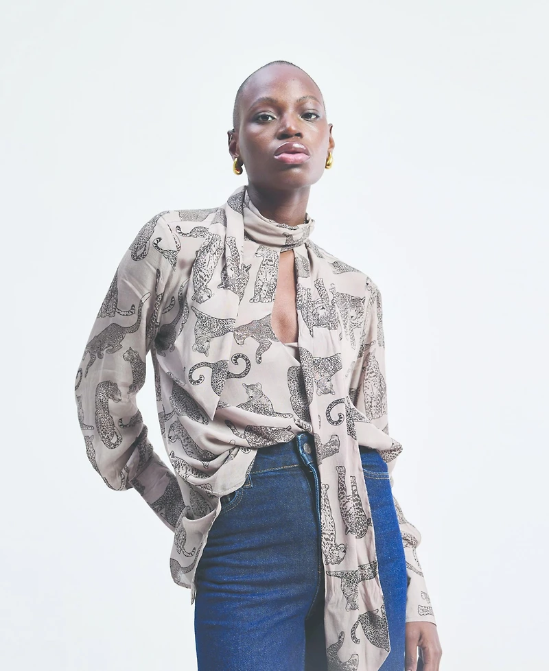 Reistor Women's Relaxed-Fit Top with Front-tie in Animal Print