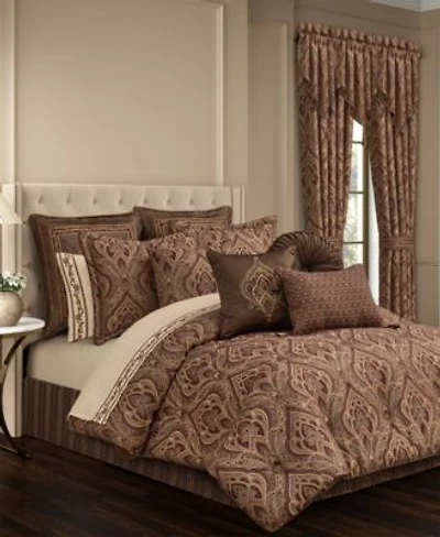 Five Queens Court Odette Print Comforter Sets