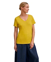 Celtic & Co. Women's Relaxed V-Neck Linen Blend T-Shirt