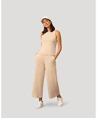 Cable & Gauge Women's Scallop Trim Top and Capri Pant Set