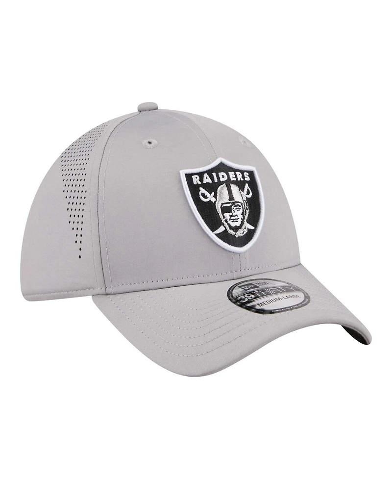 New Era Men's Gray Las Vegas Raiders Perforated 39THIRTY Flex Hat