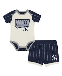Outerstuff Baby Boys and Girls 2-Piece White/Navy New York Yankees Lead Run Diaper Cover Bodysuit Shorts Set