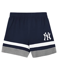 Outerstuff Toddler 2-Piece Navy New York Yankees Ground Ball T-Shirt and Shorts Set