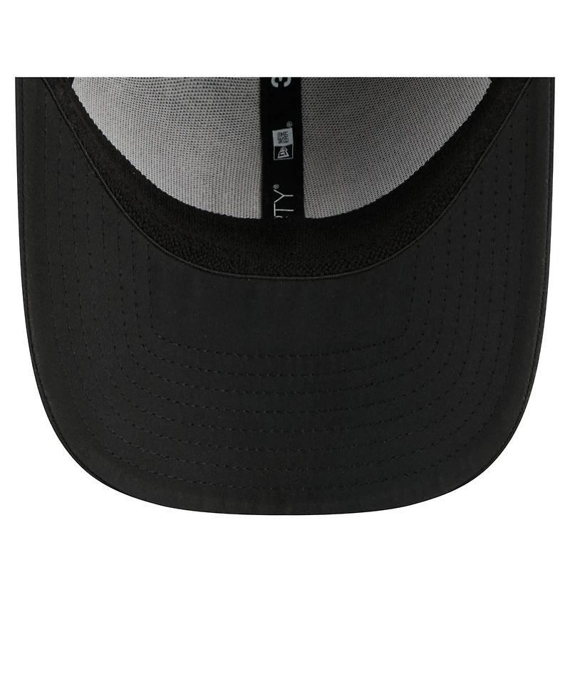 New Era Men's Black Vegas Golden Knights Logo 39THIRTY Flex Hat