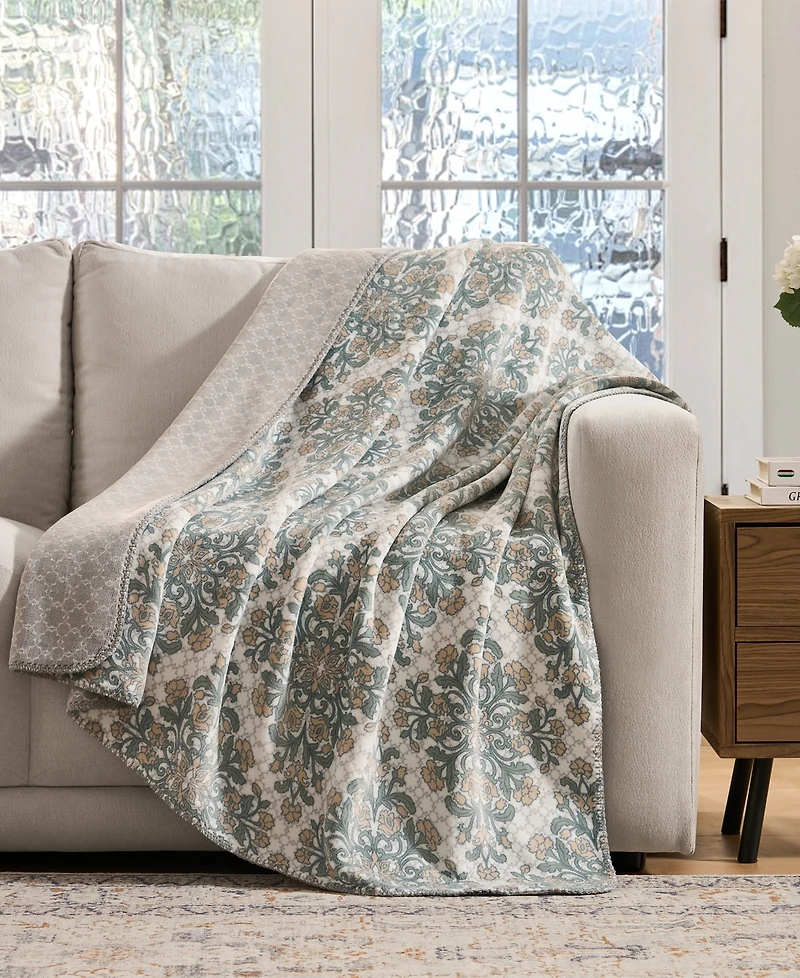 Tahari Home Cleo Reversible Printed Plush Throw, 50" x 70"