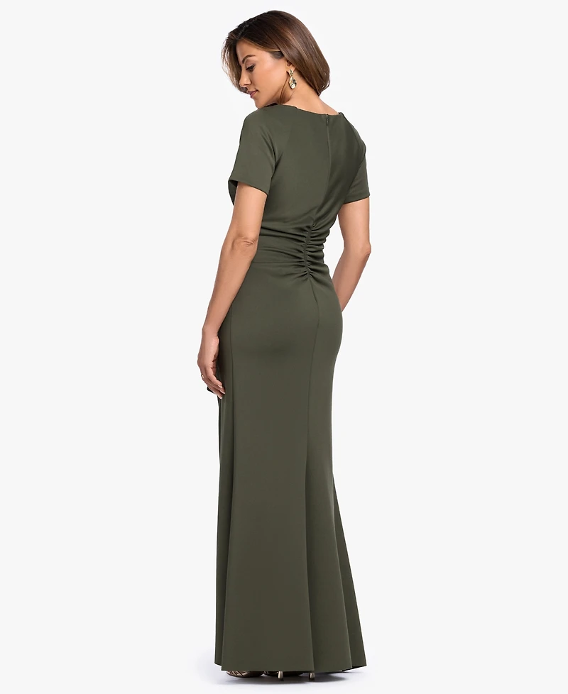 Xscape Women's Short-Sleeve V-Neck Ball Gown