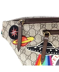 Pre-Owned Gucci Courrier Zip Belt Bag Gg Coated Canvas with Applique