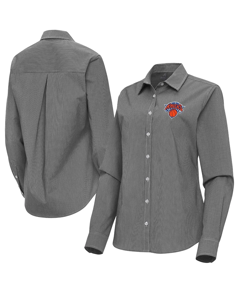 Antigua Women's New York Knicks Porter Woven Long Sleeve Button-Up Shirt
