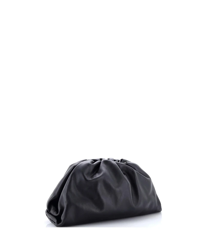 Pre-Owned Bottega Veneta Teen The Pouch Leather