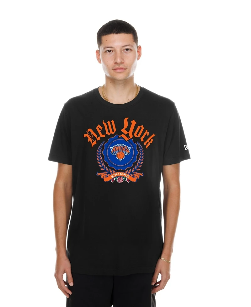 New Era Men's Black York Knicks Gothic Crest T-Shirt