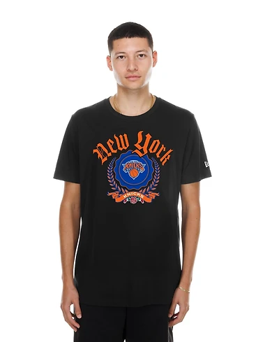 New Era Men's Black York Knicks Gothic Crest T-Shirt