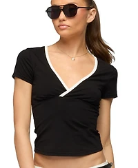 Edikted Women's Yulenna Contrast V Neck Top