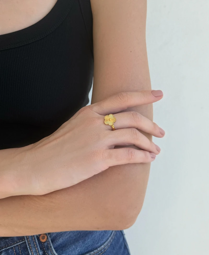 Adornia Tarnish Resistant Gold Adjustable 5-Leaf Clover Ring