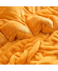 Coma Inducer Wrinkle Rolls Chunky Bunny -Oversized Comforter Set