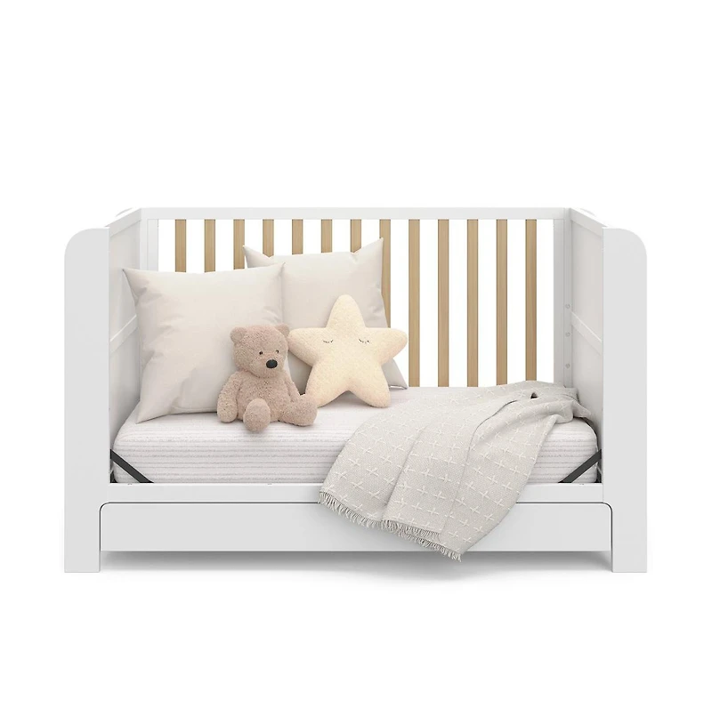 Graco Read-with-Me 4-in-1 Convertible Crib with Drawer