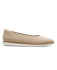 Vivaia Women's Mabel Square-Toe All-Day Standing Flats
