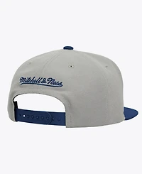 Mitchell & Ness Men's Gray/Navy Ole Miss Rebels Plaid Og Snapback Hat