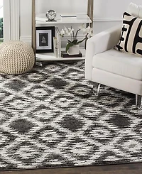 Safavieh Adirondack 118 Charcoal and Ivory 8' x 10' Area Rug