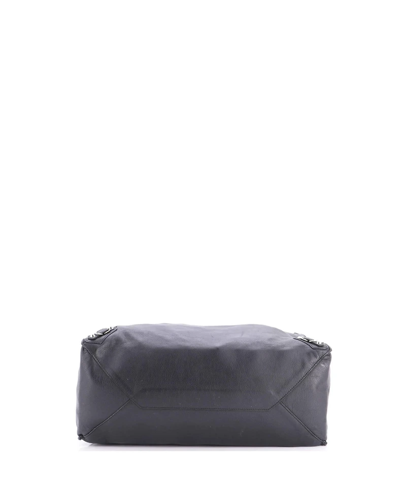 Pre-Owned Balenciaga Medium Papier A4 Classic Studs Bag Leather