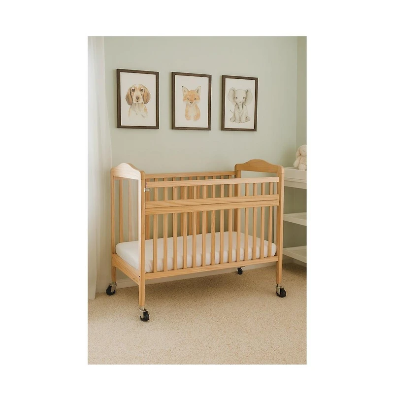 L.a. Baby Mini/Portable Non-folding Wooden Window Crib with Safety Gate