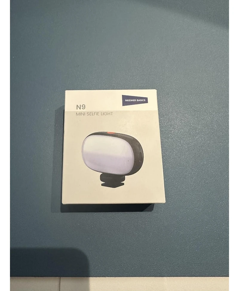 Neewer N9 Led Video Light with 3W, 600mAh, CRI95 for select iPhone models