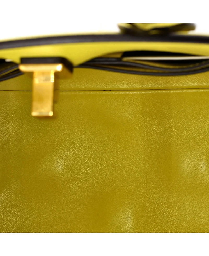 Pre-Owned Salvatore Ferragamo Small Studio Top Handle Box Bag Leather