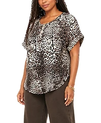 Coin 1804 Plus Leopard Print Rolled Sleeve Top