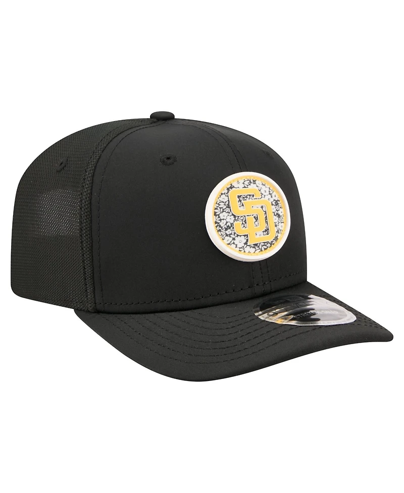 New Era Men's Black San Diego Padres Floral Patch 9SEVENTY Adjustable Hat