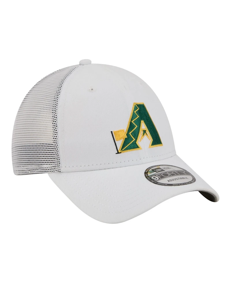 New Era Men's White Arizona Diamondbacks Flag 9FORTY Trucker Adjustable Hat