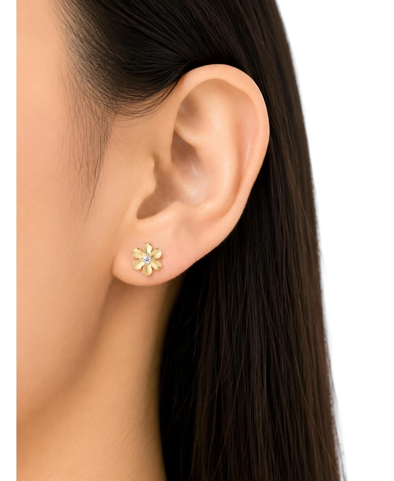 Devata Daisy Flower Stud Earrings in 14K Gold
