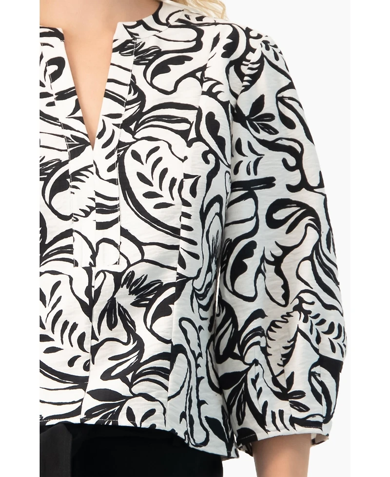 Ivonne Women's Graphic Brushstroke Floral Woven V-Neck Blouse