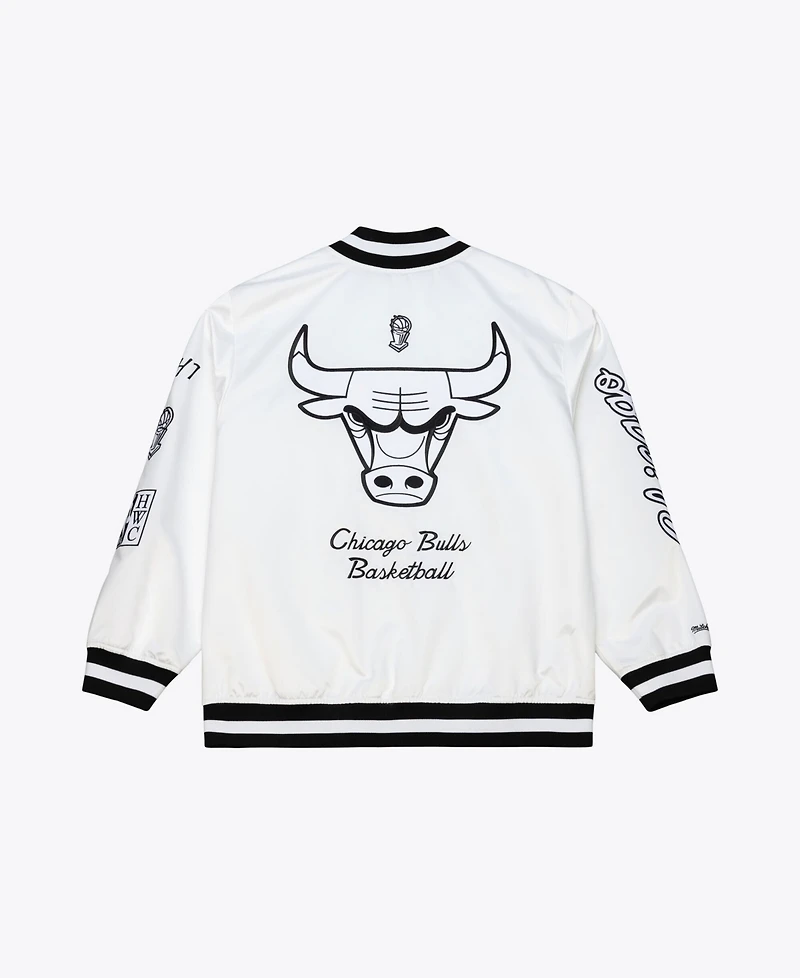 Mitchell & Ness Men's White Chicago Bulls Arctic Lightweight Full-Snap Satin Jacket