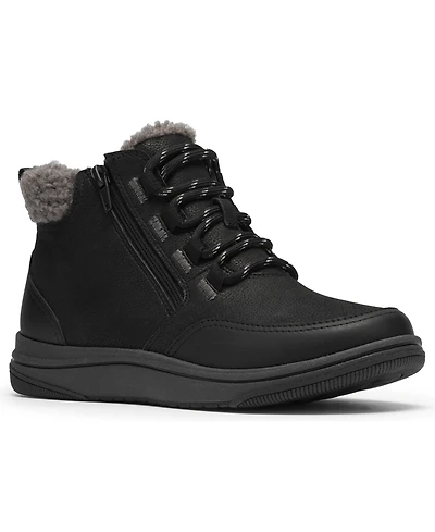 Clarks Women's Breeze Moss Zipper Booties