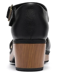 Clarks Women's Paizlee Leah Buckle Clogs