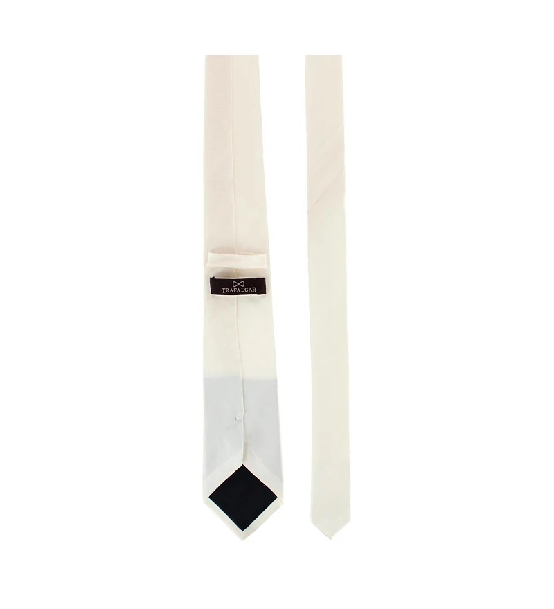 Trafalgar Men's Sutton Solid Color Silk Necktie and Pocket Square Combo