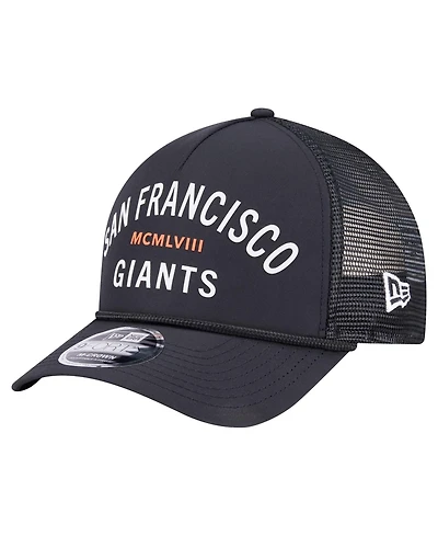 New Era Men's Black San Francisco Giants Minimalist 9FORTY A-Frame Adjustable Hat