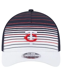 New Era Men's Navy Minnesota Twins Gradient 9FORTY M-Crown Adjustable Hat