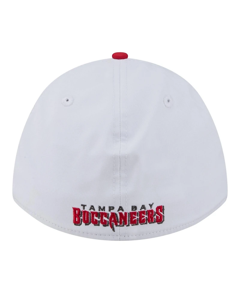 New Era Men's White/Red Tampa Bay Buccaneers Patch 39THIRTY A-Frame M-Crown Perforated Flex Hat