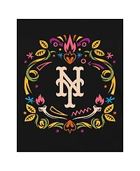 New Era Women's York Mets Dia de los Muertos V-Neck T-Shirt