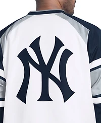 G-iii Sports by Carl Banks Men's White/Navy New York Yankees Infield Play Raglan V-Neck Pullover