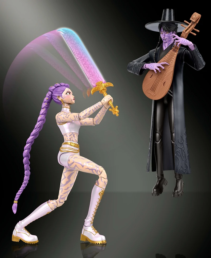 Kpop Demon Hunters Rumi & Jinu Final Battle 18+ Articulation Swappable Hands & Faces Action Figure 2-Pack, Ages 4+