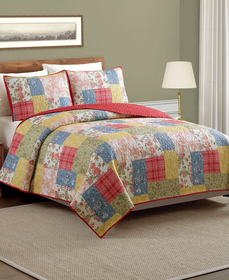 Modern Heirloom Farmhouse Florals Reversible -Piece Quilt Set