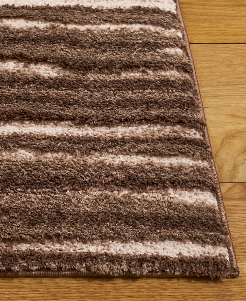 Safavieh 63" x 5" x 5" 5'3"x7'6" Area Rug
