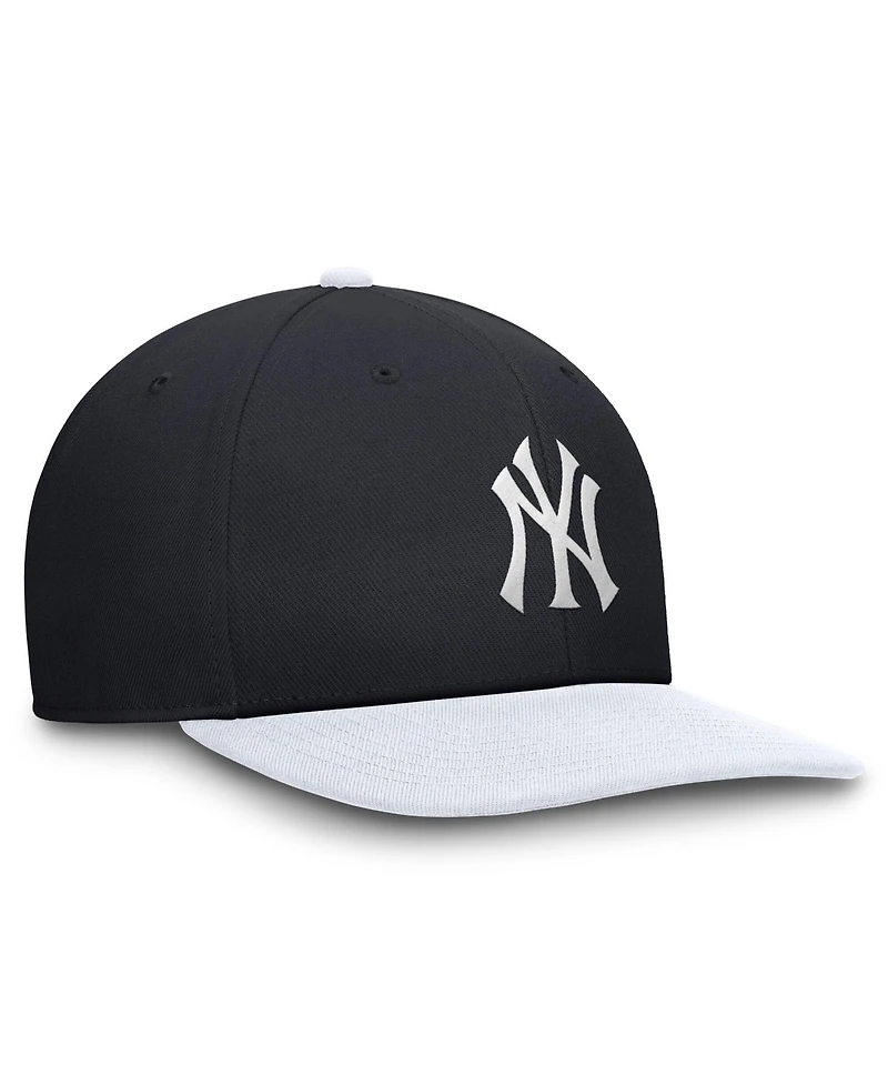Nike Men's Navy/White New York Yankees Pro Dri-fit Snapback Hat