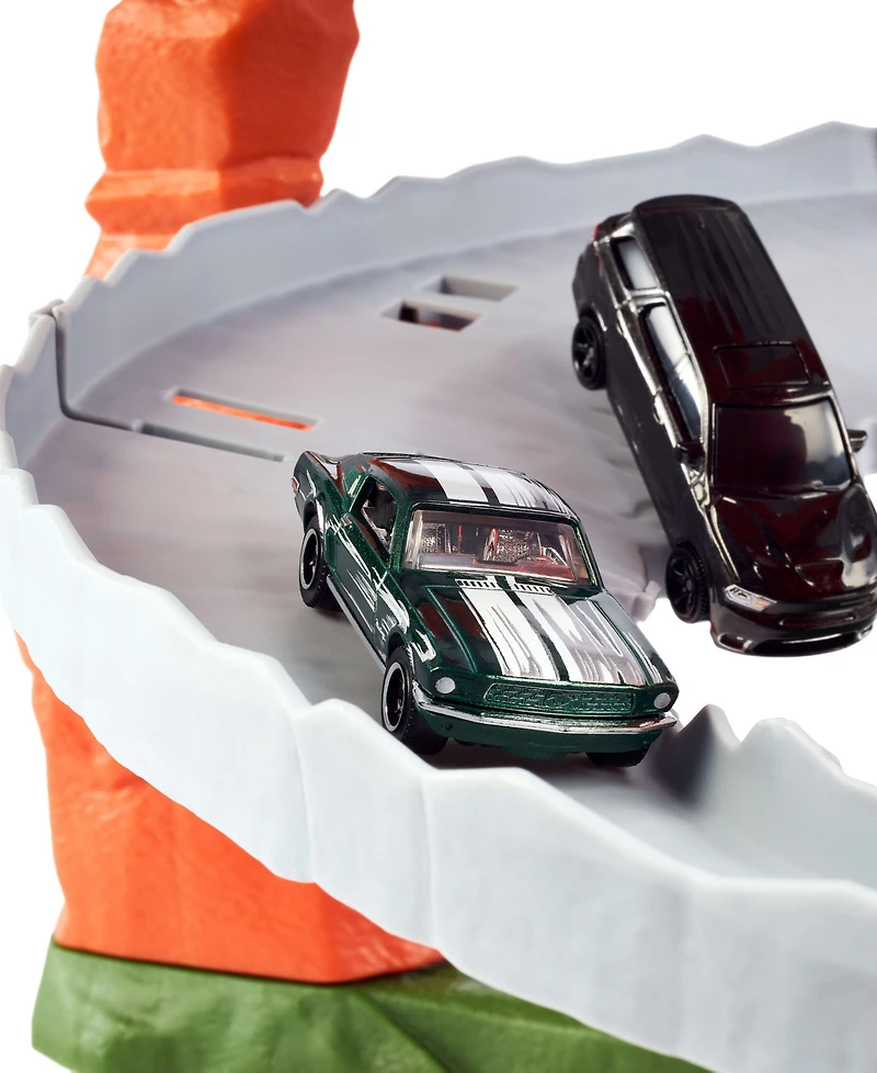 Matchbox 1:64 Scale The Movie Helicopter Escape Playset, Ages 3+