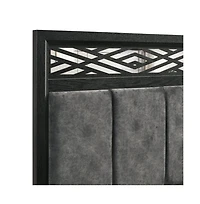 New Classic Furniture Obsidian Wood Queen Bed