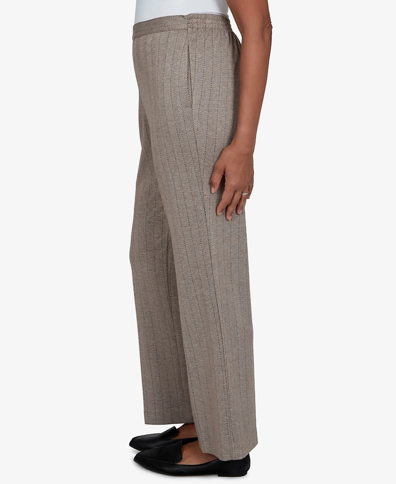 Alfred Dunner Petite Mid-Rise Straight Pull-On Pants