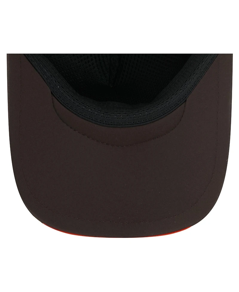 New Era Men's Brown Cleveland Browns 2026 Sideline Apex 9FORTY Adjustable Trucker Hat