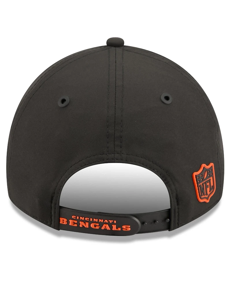 New Era Men's Black Cincinnati Bengals 2026 Sideline Casual Classic Adjustable Hat