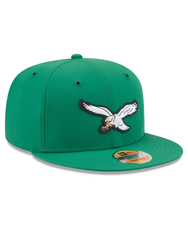 New Era Men's Kelly Green Philadelphia Eagles 2026 Sideline Throwback 9FIFTY Snapback Hat